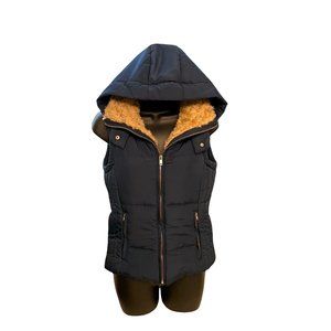 Insulated Hooded Vest Faux Fur Zip Up Two Big Pockets Fitted Navy Washable